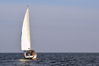 W drodze powrotnej to jacht Faworyt wysunął się na prowadzenie!