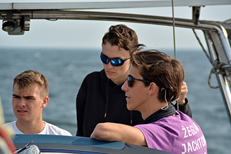 Załoga Migotki długo debatowała jak Faworyta dogonić…