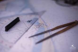 Czerwiec przyniósł nam nowe wyzwanie, czyli pierwsze szkolenie na patent Jachtowego Sternika Morskiego w Lazy Jack!