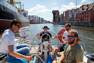 Nie omijając zresztą samego Gdańska