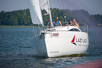 W lipcu do naszej floty dołączył nowy świeży i pachnący jacht